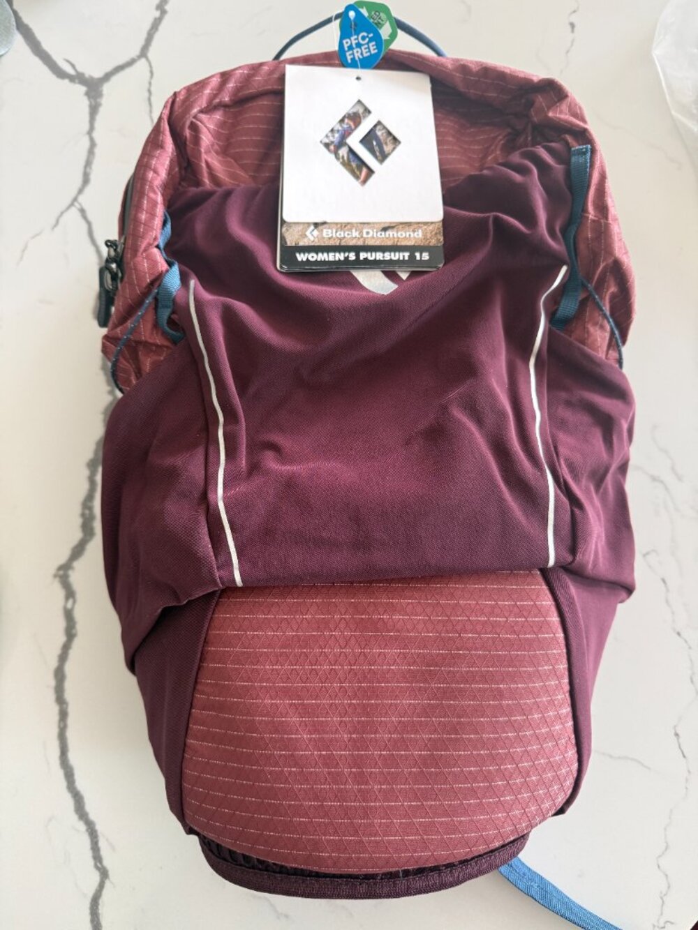 *NEW* Black Diamond Women's Pursuit 15L Backpack - Cherry/Blue,  size small